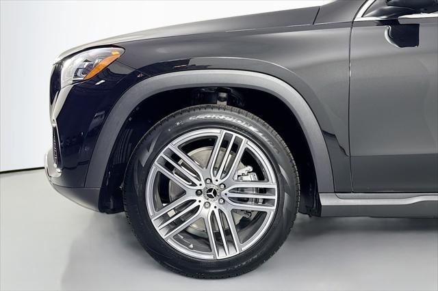 new 2025 Mercedes-Benz GLS 450 car, priced at $91,695