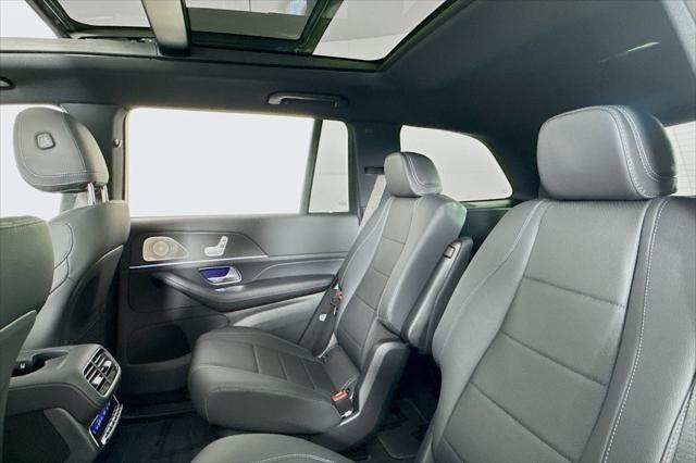 new 2025 Mercedes-Benz GLS 450 car, priced at $91,695