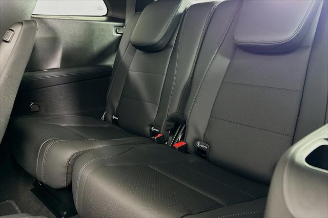 new 2025 Mercedes-Benz GLS 450 car, priced at $91,695