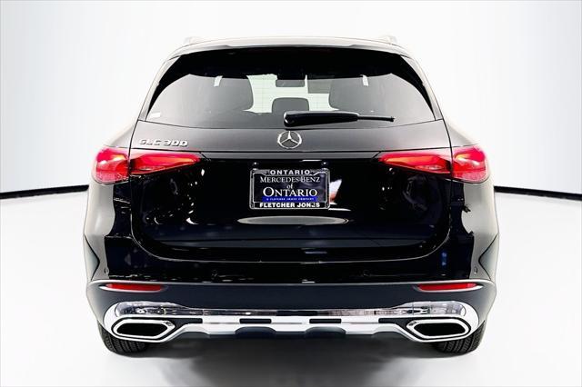 new 2025 Mercedes-Benz GLC 300 car, priced at $51,620