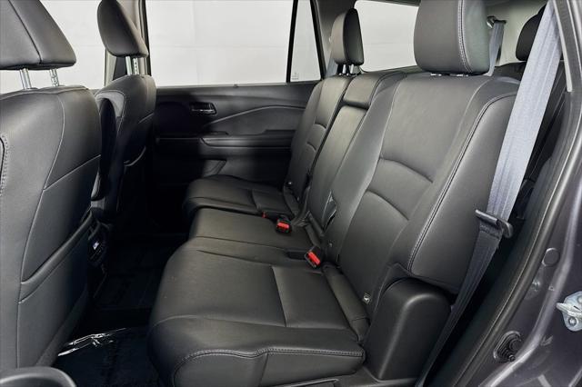 used 2022 Honda Pilot car, priced at $27,782
