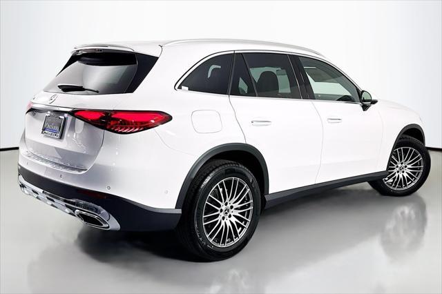 new 2025 Mercedes-Benz GLC 300 car, priced at $52,315