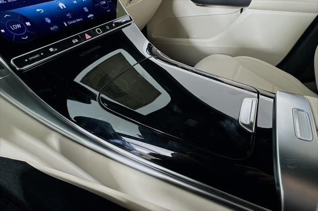 new 2025 Mercedes-Benz GLC 300 car, priced at $51,195