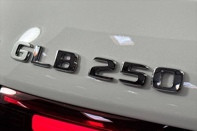 new 2025 Mercedes-Benz GLB 250 car, priced at $47,145