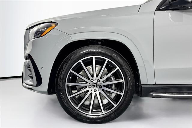 new 2025 Mercedes-Benz GLS 450 car, priced at $99,505