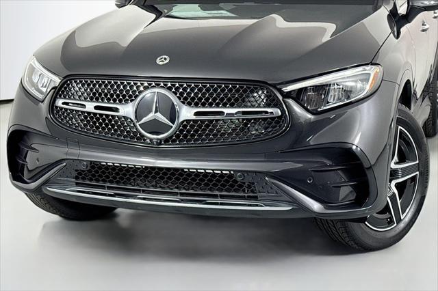 new 2025 Mercedes-Benz GLC 350e car, priced at $67,150