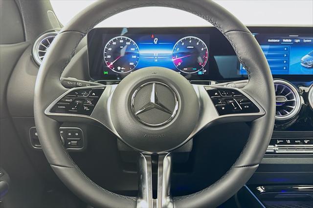 new 2025 Mercedes-Benz GLA 250 car, priced at $44,345