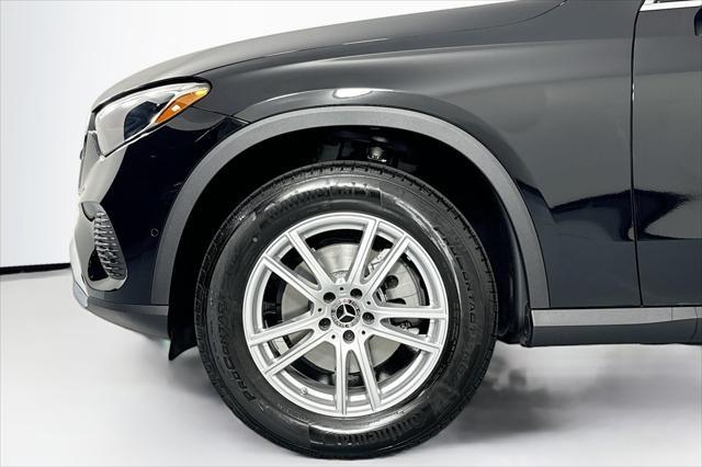 new 2025 Mercedes-Benz GLC 300 car, priced at $57,645