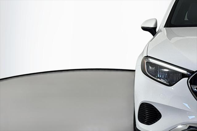 used 2025 Mercedes-Benz GLC 300 car