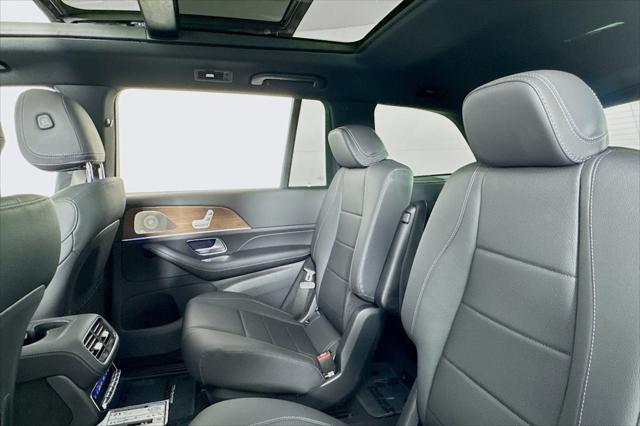 new 2025 Mercedes-Benz GLS 450 car, priced at $95,365