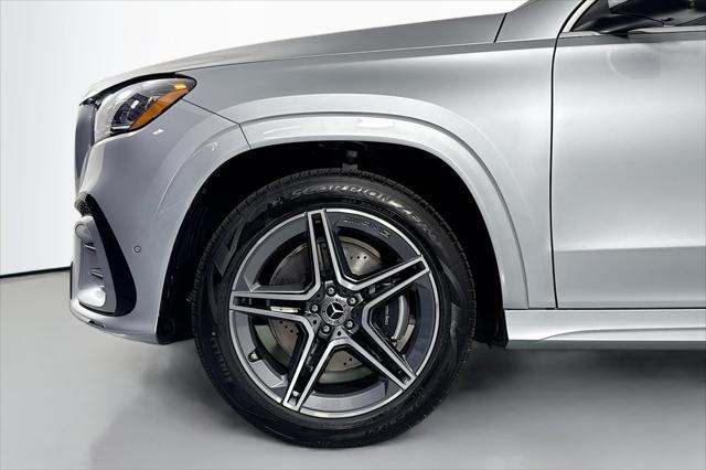 new 2025 Mercedes-Benz GLS 450 car, priced at $95,365
