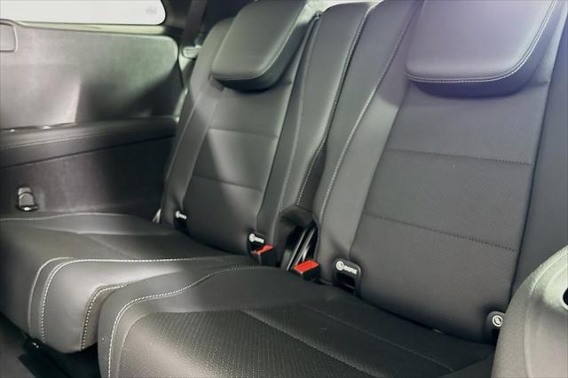 new 2025 Mercedes-Benz GLS 450 car, priced at $95,365