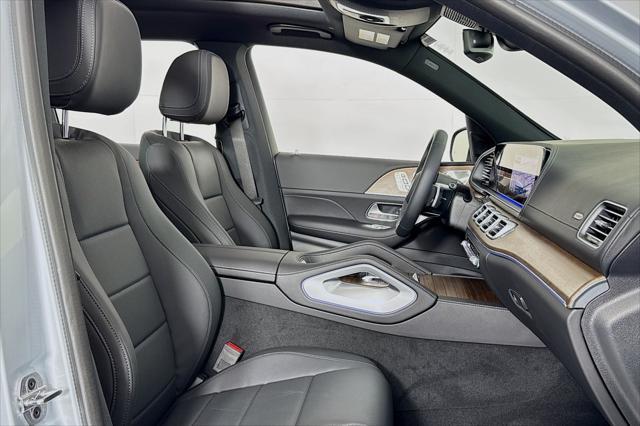 new 2025 Mercedes-Benz GLS 450 car, priced at $95,365