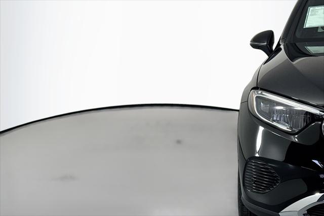 new 2025 Mercedes-Benz GLC 300 car, priced at $51,645