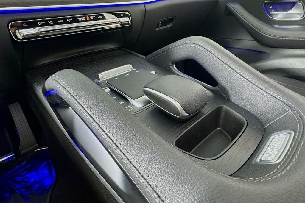 new 2026 Mercedes-Benz GLE 450 car, priced at $82,350