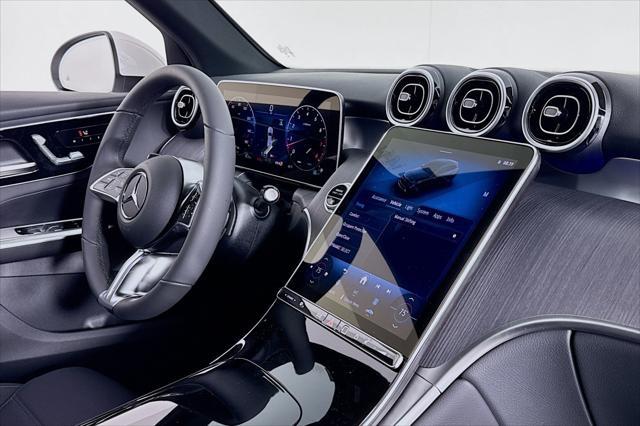 new 2025 Mercedes-Benz GLC 300 car, priced at $51,195