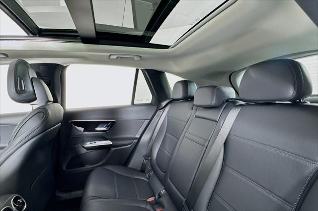 new 2025 Mercedes-Benz GLC 300 car, priced at $55,235