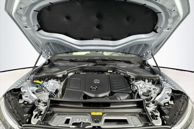 new 2025 Mercedes-Benz GLC 350e car, priced at $62,895