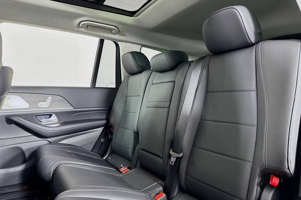 new 2026 Mercedes-Benz GLS 450 car, priced at $101,170