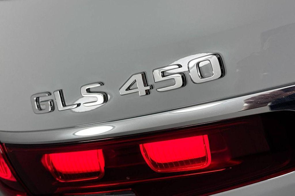 new 2026 Mercedes-Benz GLS 450 car, priced at $101,170