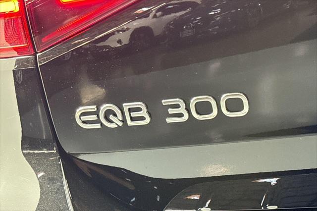 new 2024 Mercedes-Benz EQB 300 car, priced at $59,225