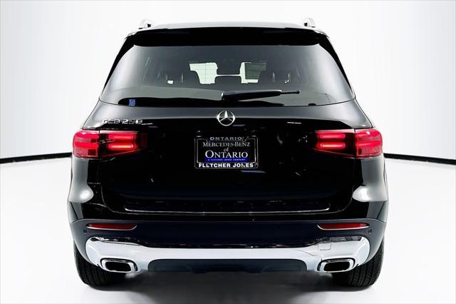 new 2025 Mercedes-Benz GLB 250 car, priced at $47,145
