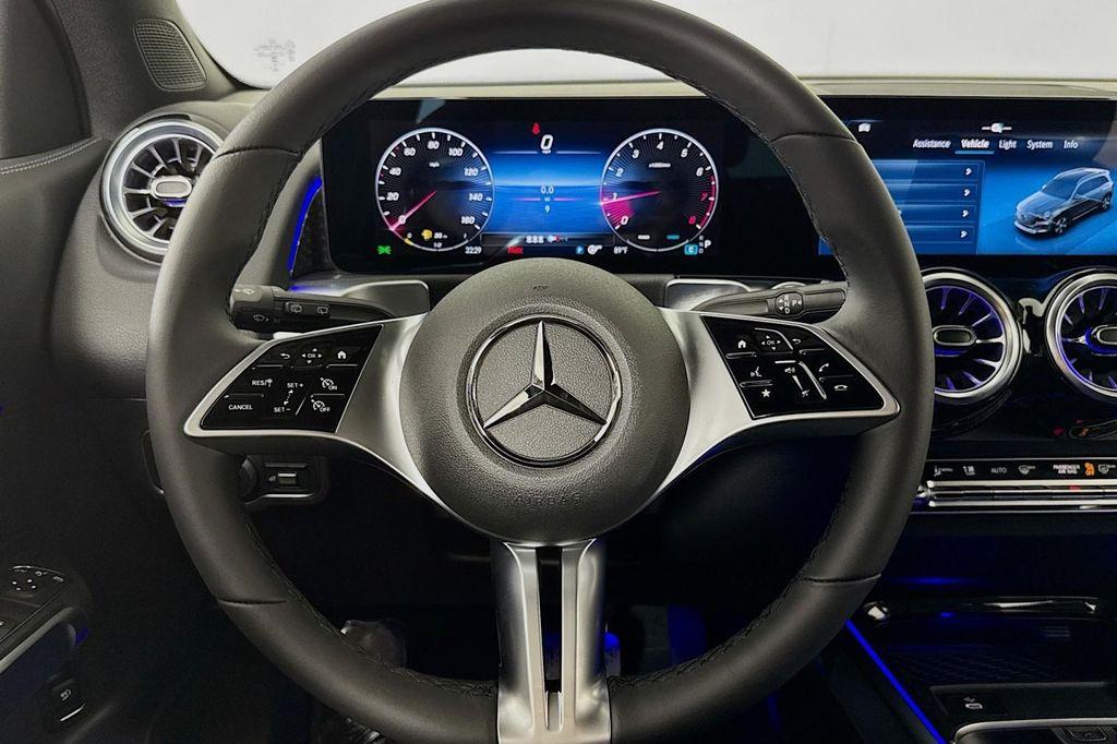 new 2025 Mercedes-Benz GLB 250 car, priced at $47,145