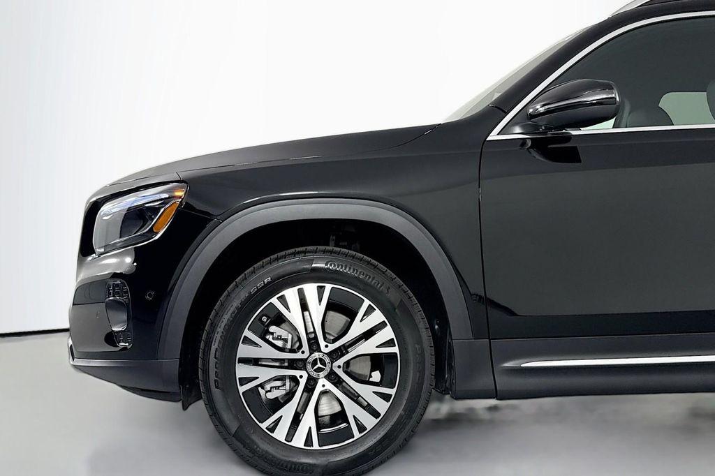 new 2025 Mercedes-Benz GLB 250 car, priced at $47,145