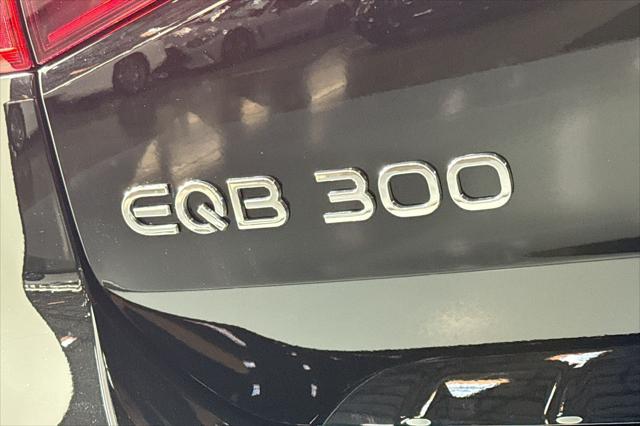 new 2024 Mercedes-Benz EQB 300 car, priced at $58,625