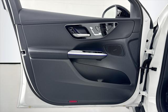 new 2025 Mercedes-Benz GLC 300 car, priced at $65,445