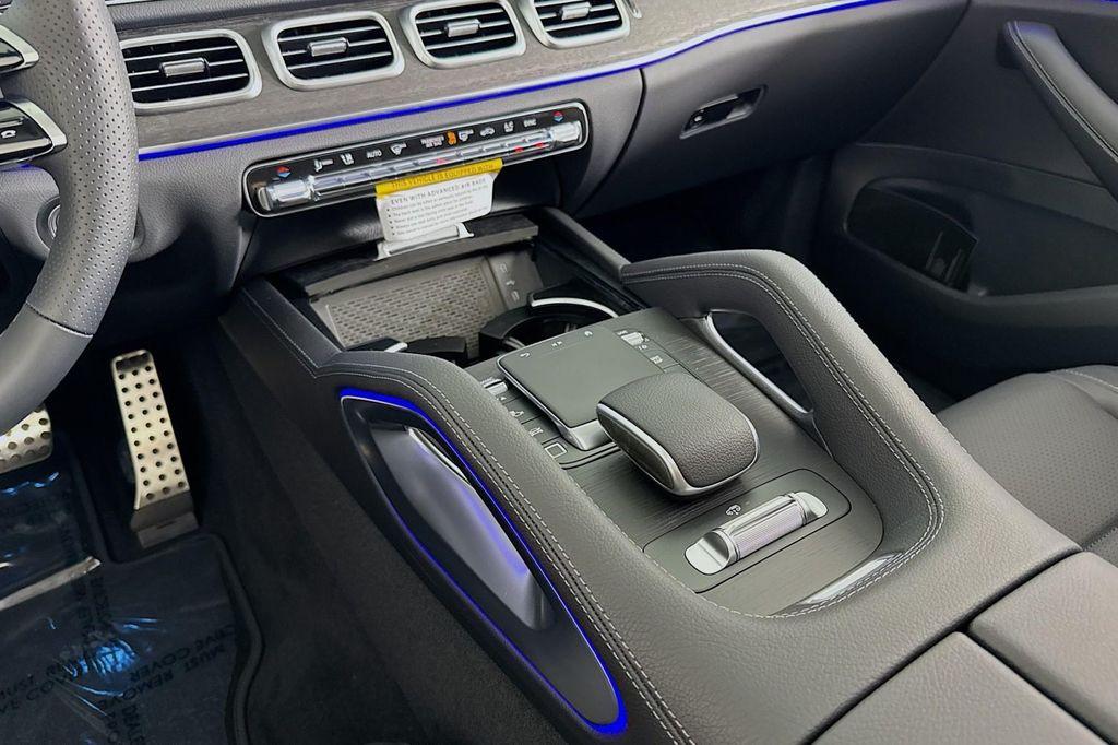 new 2026 Mercedes-Benz GLS 450 car, priced at $99,070