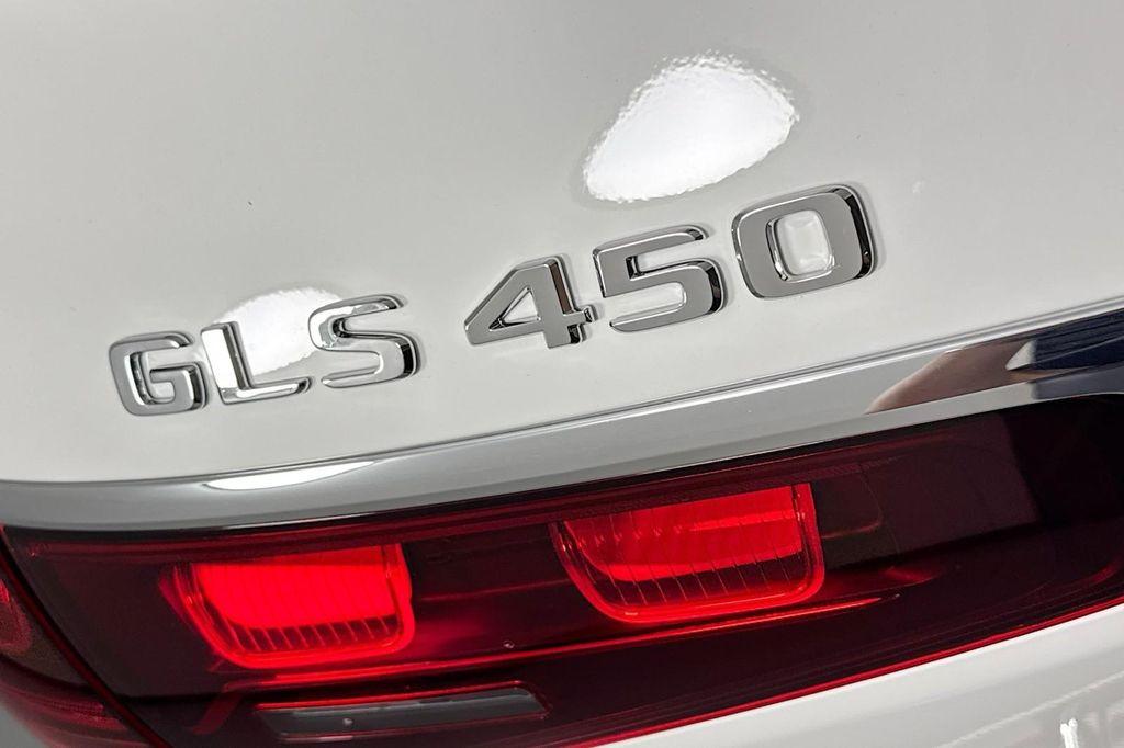 new 2026 Mercedes-Benz GLS 450 car, priced at $99,070