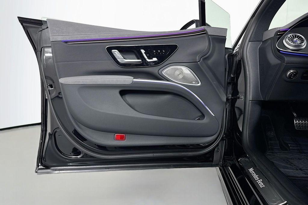 new 2026 Mercedes-Benz EQS 450 car, priced at $109,005