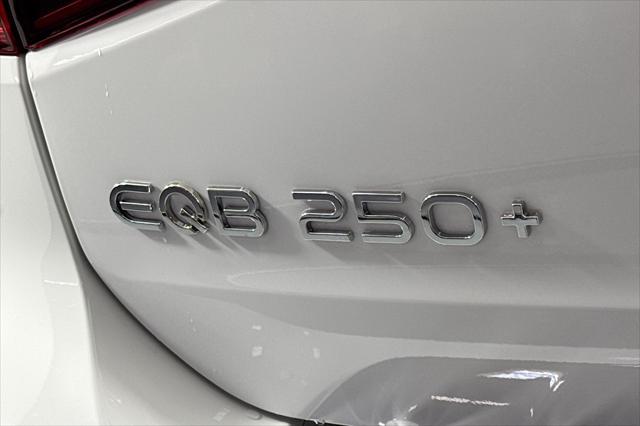 new 2025 Mercedes-Benz EQB 250 car, priced at $55,625