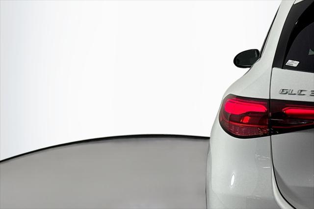 new 2025 Mercedes-Benz GLC 300 car, priced at $51,195