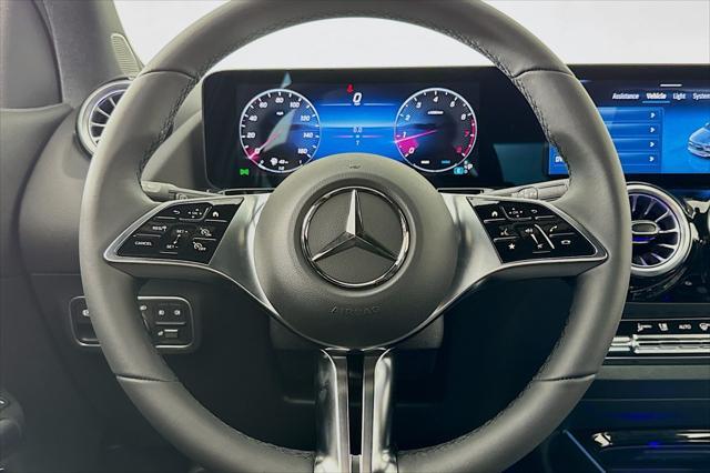 new 2025 Mercedes-Benz GLA 250 car, priced at $44,515