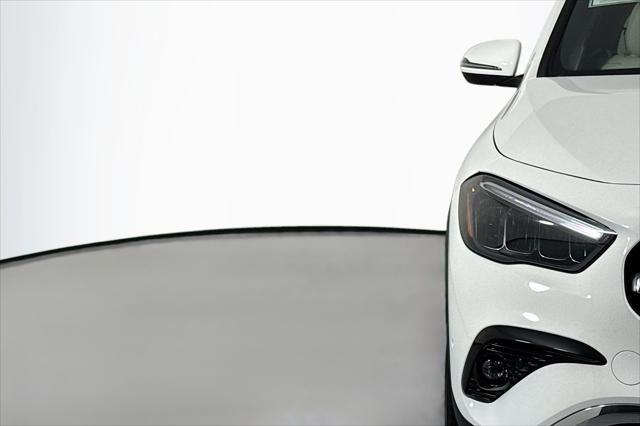 new 2025 Mercedes-Benz GLA 250 car, priced at $44,345