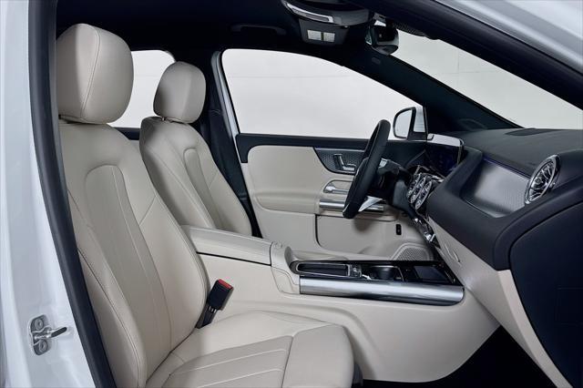new 2025 Mercedes-Benz GLA 250 car, priced at $44,345
