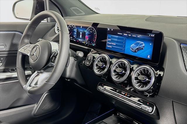 new 2025 Mercedes-Benz GLA 250 car, priced at $44,345