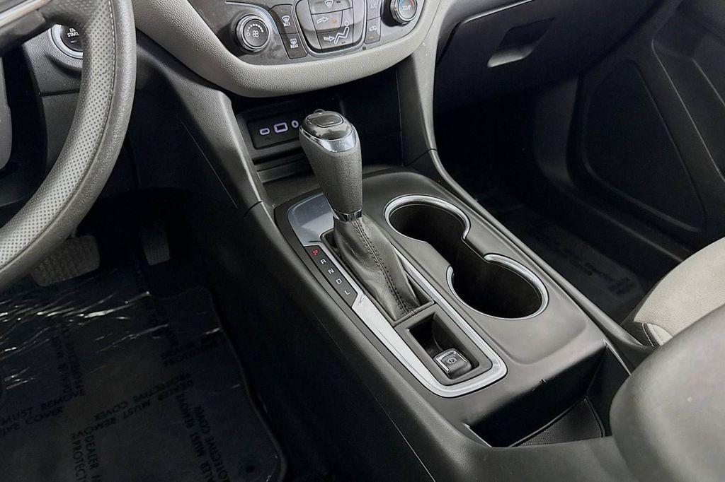 used 2021 Chevrolet Equinox car, priced at $18,383