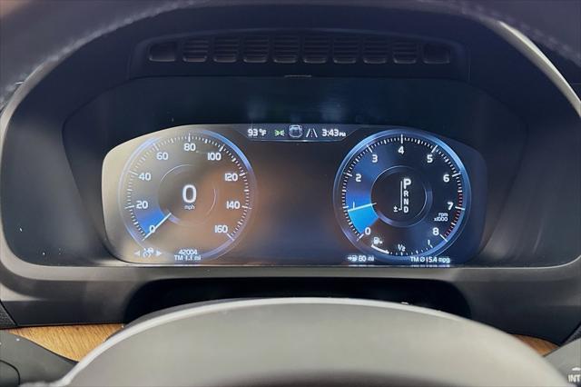 used 2022 Volvo XC90 car, priced at $39,482