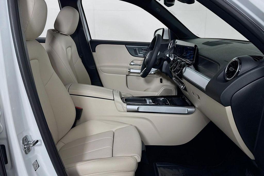 new 2026 Mercedes-Benz GLB 250 car, priced at $46,790