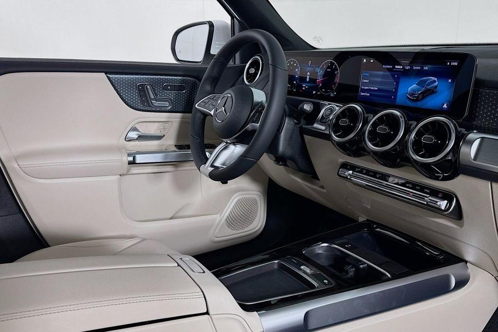 new 2026 Mercedes-Benz GLB 250 car, priced at $46,790