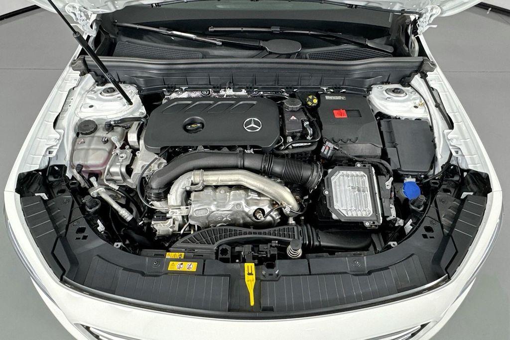 new 2026 Mercedes-Benz GLB 250 car, priced at $46,790