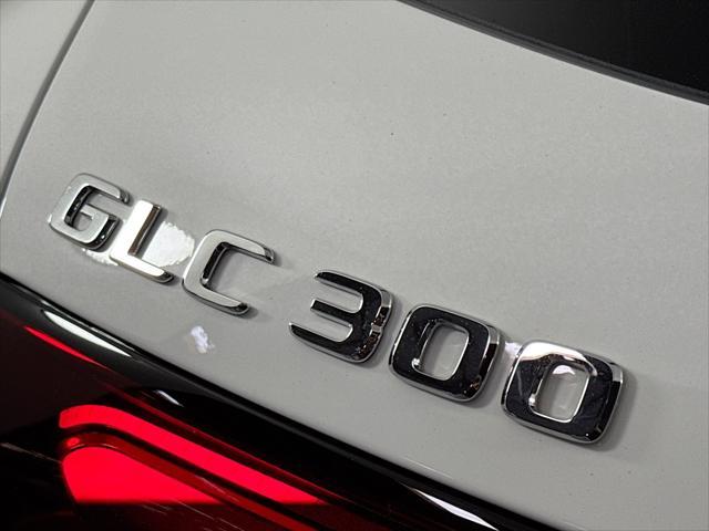 new 2025 Mercedes-Benz GLC 300 car, priced at $51,715