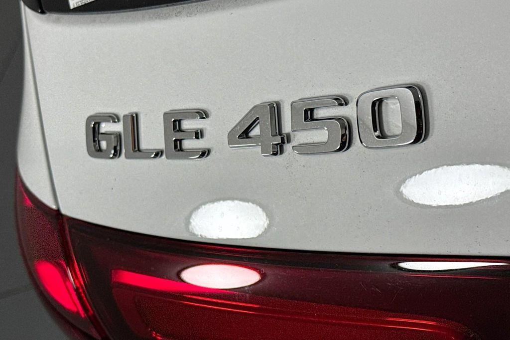 new 2026 Mercedes-Benz GLE 450 car, priced at $81,950