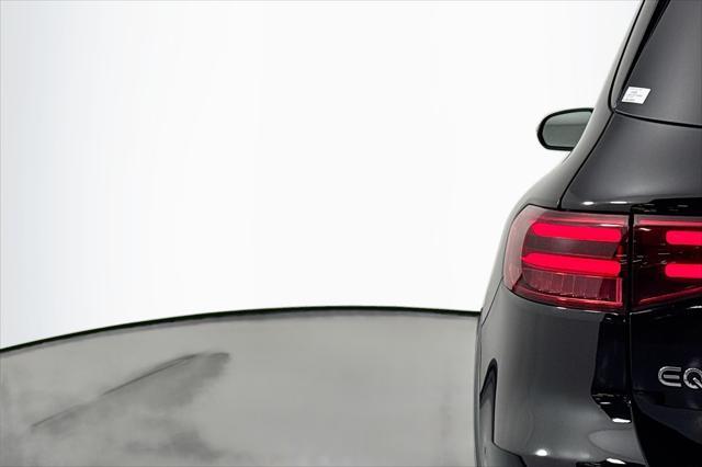 new 2025 Mercedes-Benz EQB 300 car, priced at $58,945
