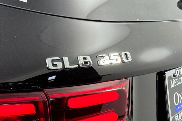 new 2024 Mercedes-Benz GLB 250 car, priced at $52,815