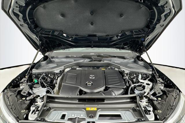 new 2025 Mercedes-Benz GLC 350e car, priced at $63,650