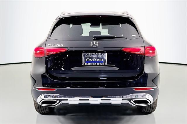 new 2025 Mercedes-Benz GLC 300 car, priced at $51,645